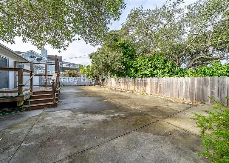 2100 David Ave — Photo 22