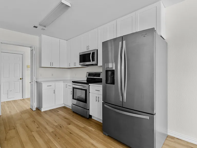 1611 Watson Dr — Photo 10