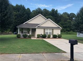 1244 Log Cabin Rd, Charlotte, NC 28213