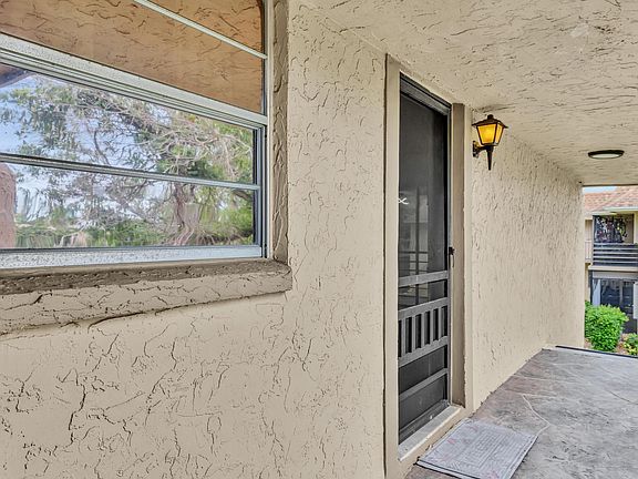 5th image of 1291 NW 13th St APT 445D