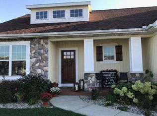 2088 Bridlewood Dr, Hudsonville, MI 49426