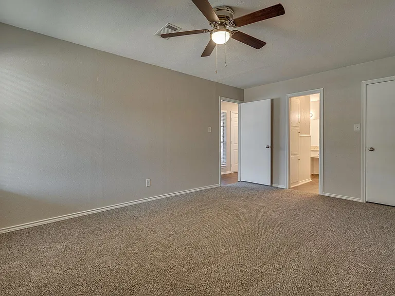 1233 Cordell St — Photo 16