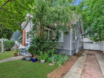 292 Ocean Avenue, East Rockaway, NY, 11518