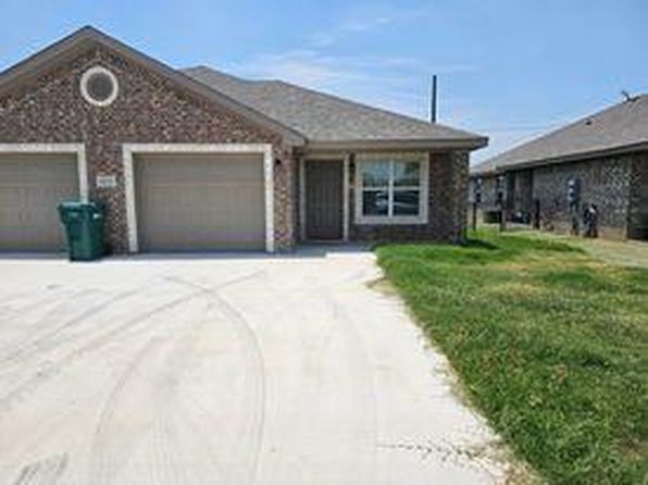 108 1/2 Surrey Ln #700A