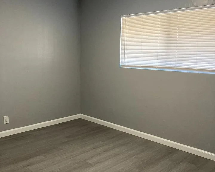 5309 Maywood Ave #2 — Photo 11