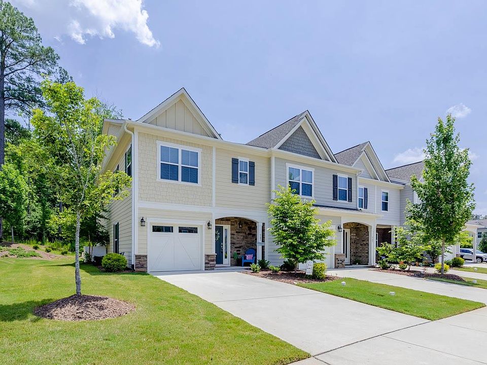 1st image of 307 Castien Cove Pl