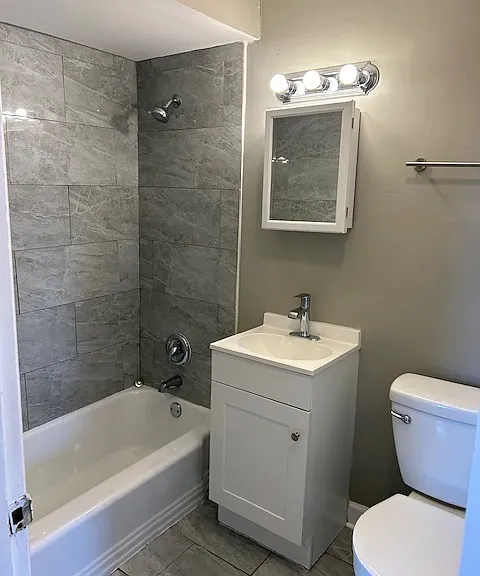 191 S Villa Ave — Photo 6