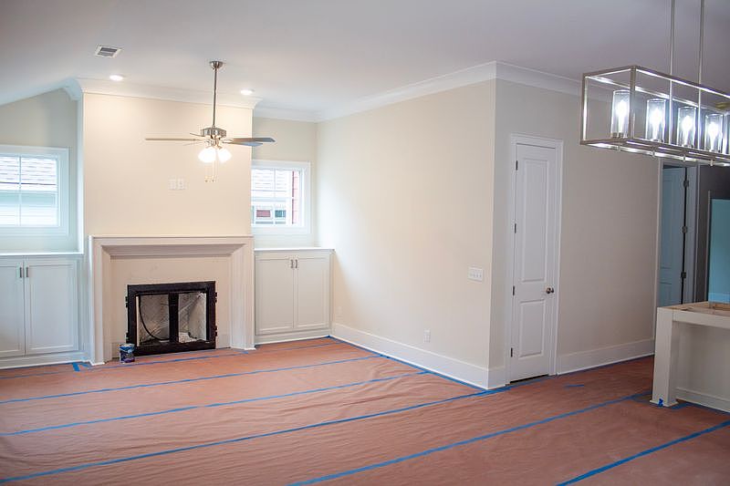 2nd image of 369 Buxton Rd