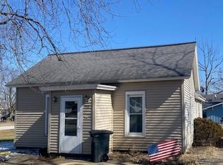 612 Livingston St, Gridley, IL 61744