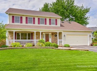 619 Westridge Dr, Aurora, IL 60504