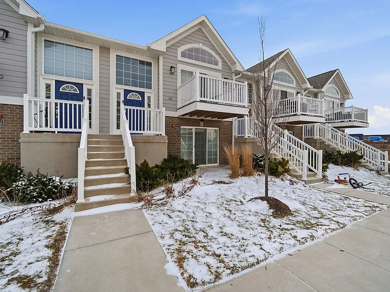 7214 Farmstead Ln — Photo 29