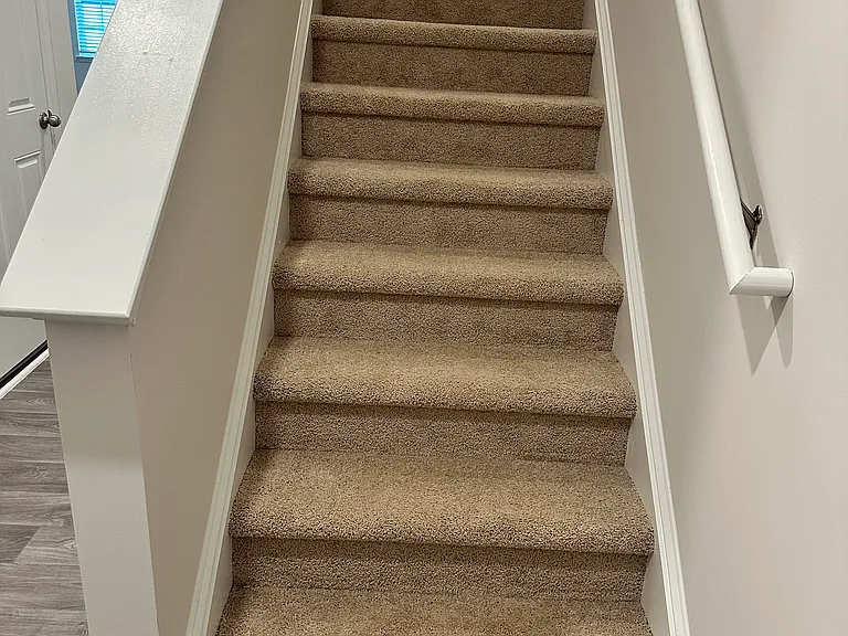1351 Amberview Ln — Photo 5