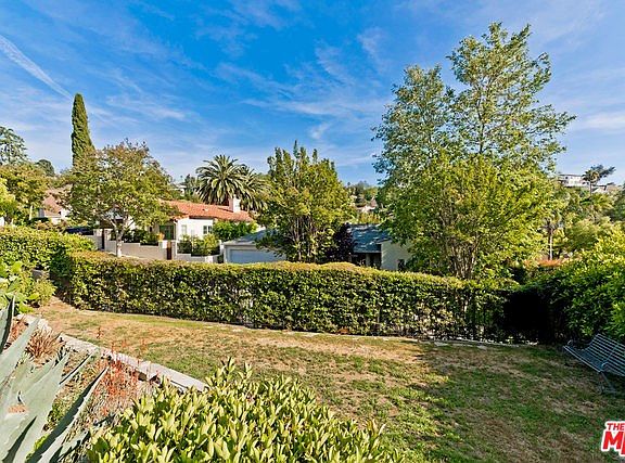 4th image of 3144 La Suvida Dr