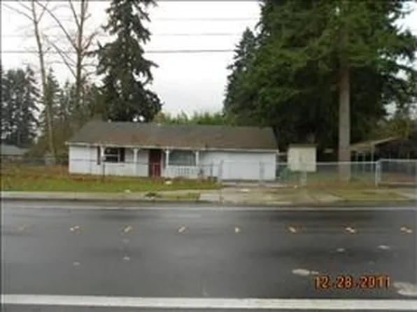 5904 230th St SW, Mountlake Terrace, WA 98043