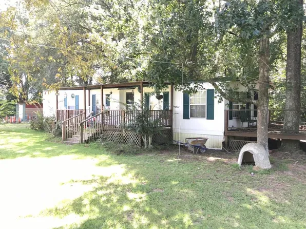 214 Hartley Ln, Leesburg, GA 31763