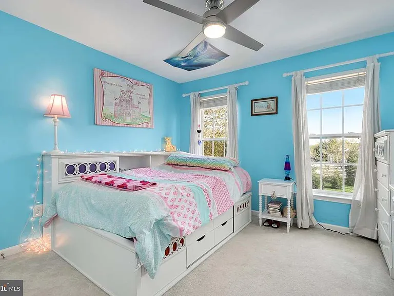6805 Rathbone Pl — Photo 15