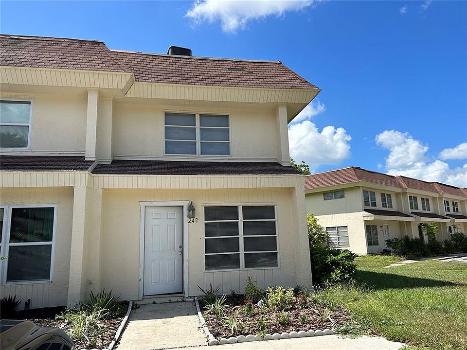 1st image of 247 BARLOW AVENUE #28