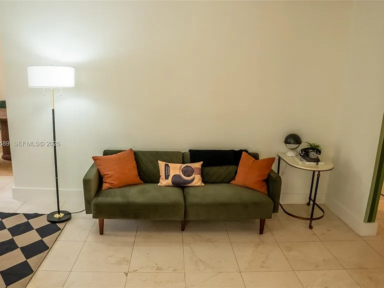 509 NE 64th St #2 — Photo 13