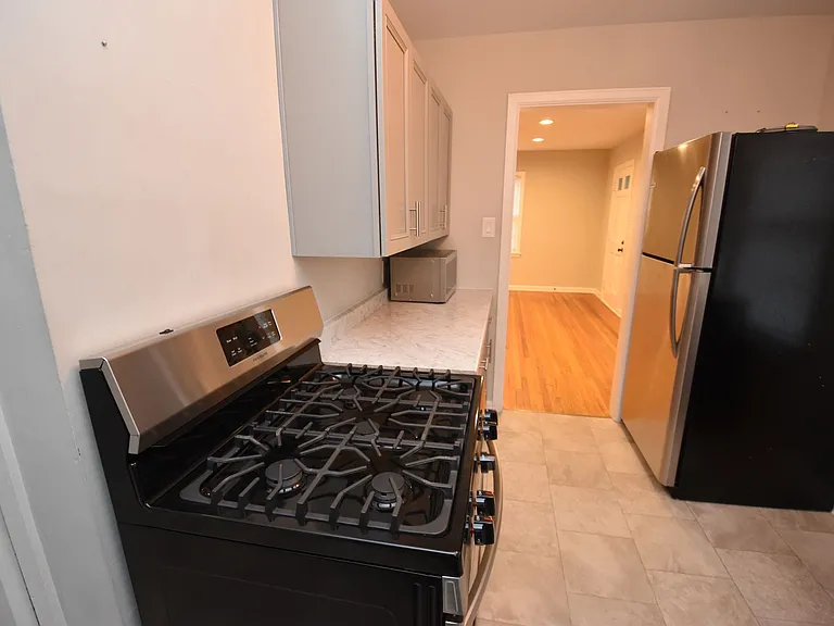 19585 Sunset Ln — Photo 4