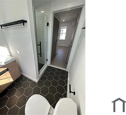 2408 Turner St #2 — Photo 8