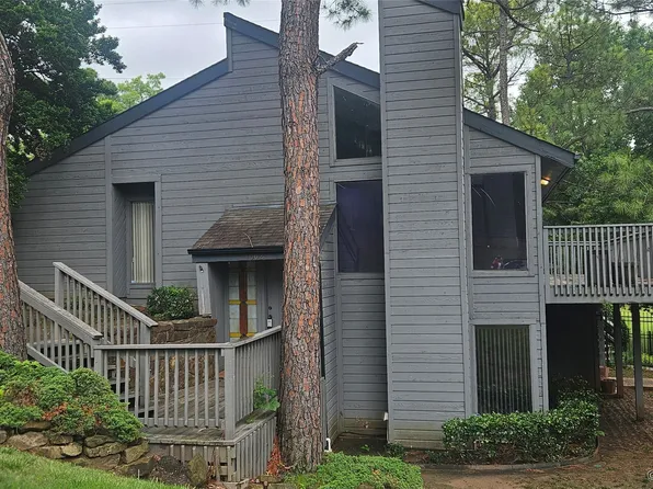 7502 S Winston Pl #203, Tulsa, OK 74136