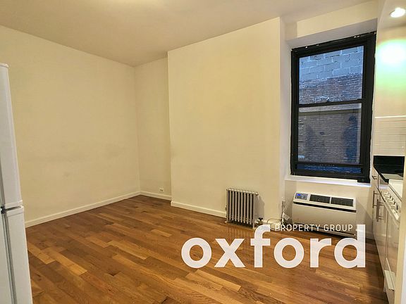 5th image of 11 E 32nd St APT 5D