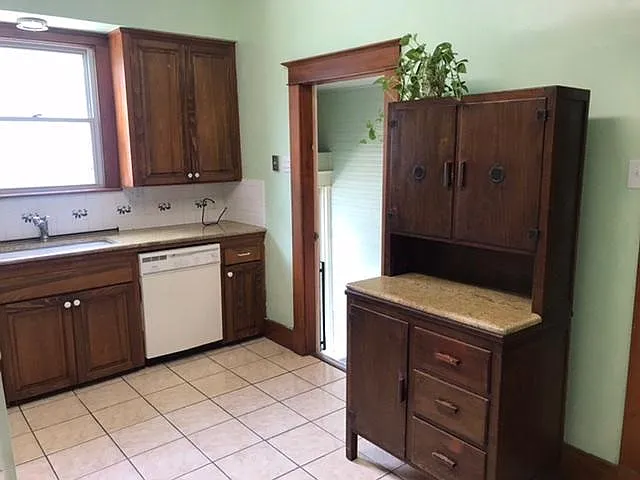 842 Wilson Dr — Photo 7