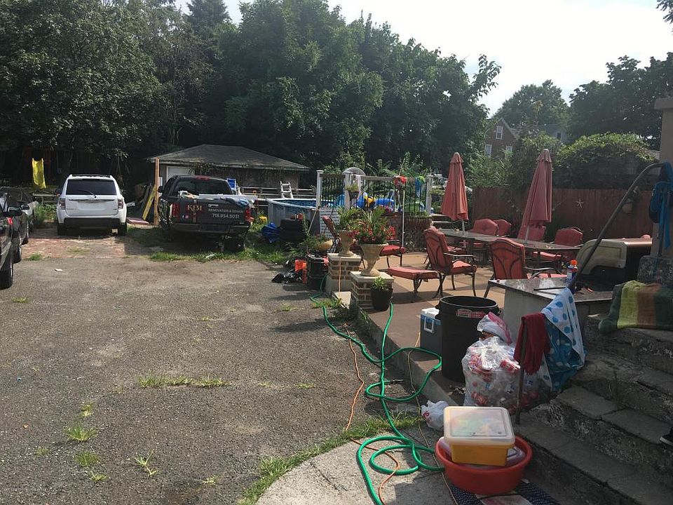2nd image of 380 Cary Ave