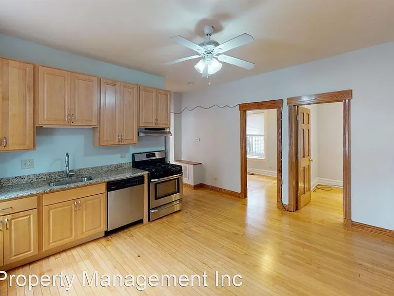 3655 W Belmont Ave #1F — Photo 2