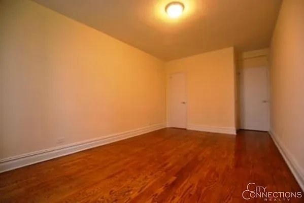 Rented by City Connections Realty | media 7