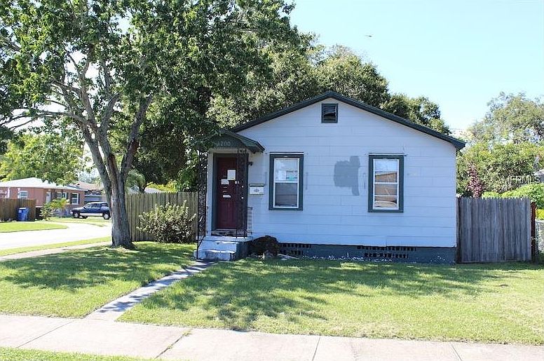 1st image of 4200 21st St N