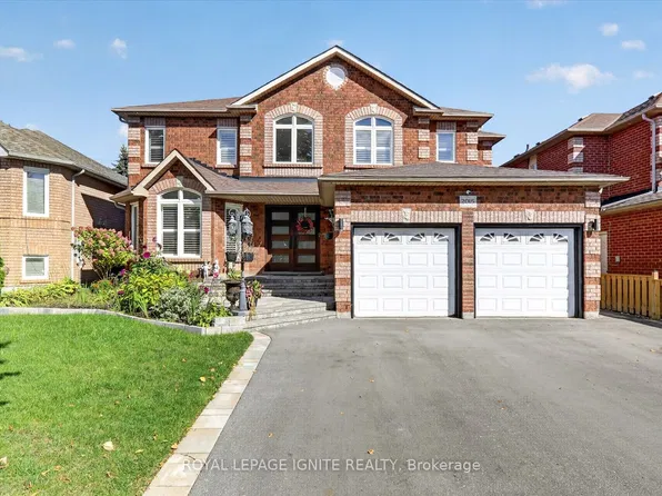 2015 Valewood Ct, Oshawa, ON L1G 7X9