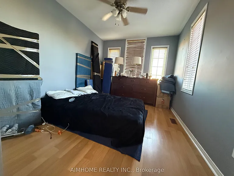 20 Craddock St — Photo 12