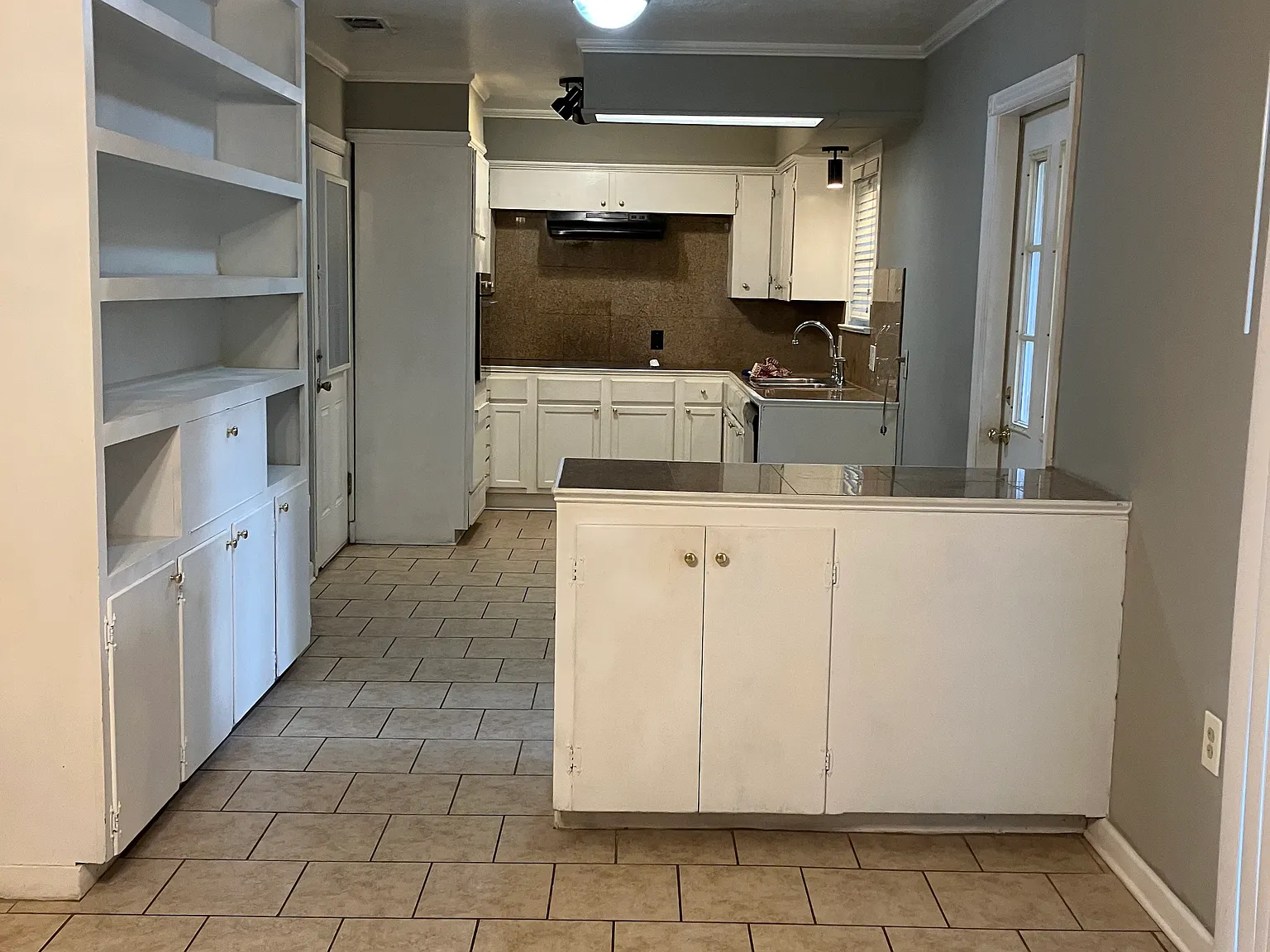 3 bed, 1539 sqft, $1,750 — Photo 4