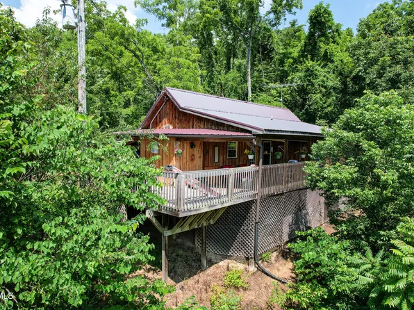 1962 Fodderstack Mountain Loop, Greeneville, TN 37745