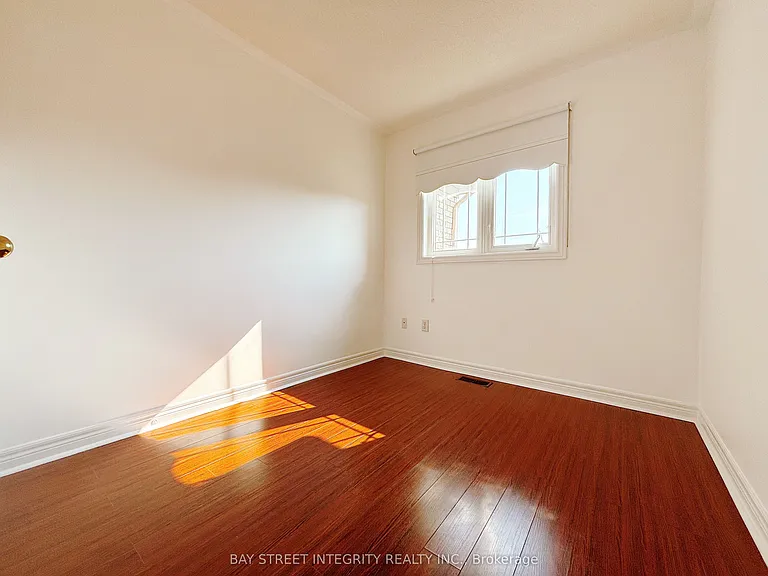 68 Forestwood St — Photo 7