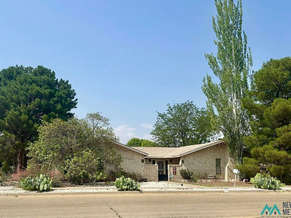 1st image of 801 Swinging Spear Rd