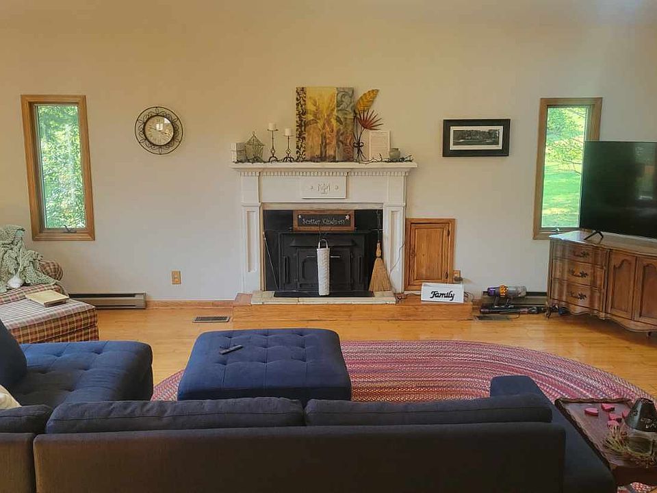 2nd image of 1059 Ward Rd