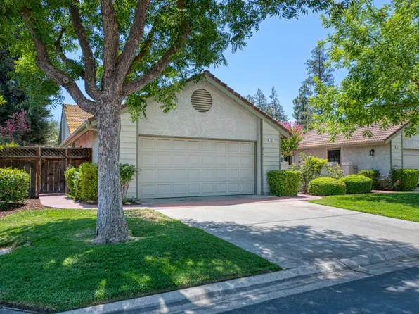 1229 W Bullard Ave APT 130, Fresno, CA 93711