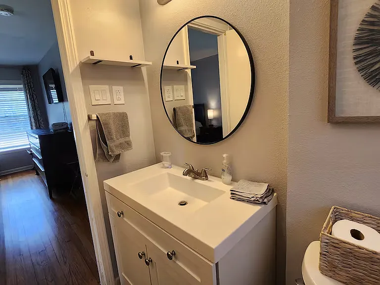 910 N Bonnie Brae St — Photo 16
