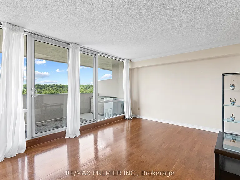 240 Scarlett Rd #711 — Photo 14