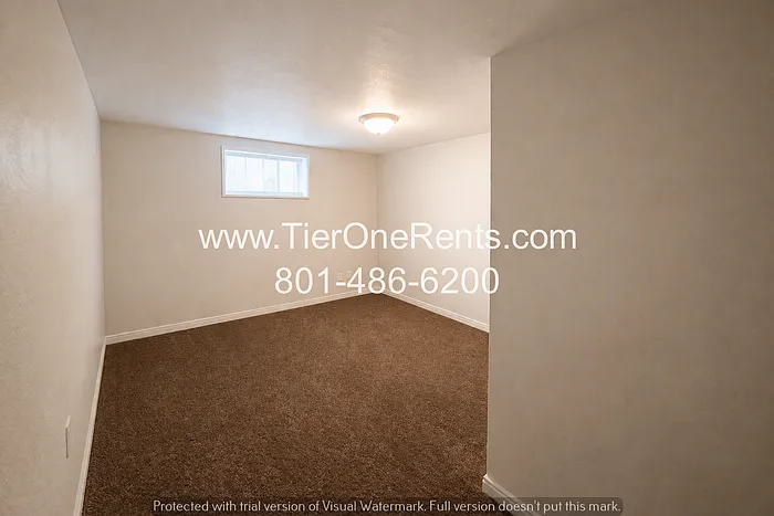 263 W 270 N #263 — Photo 18