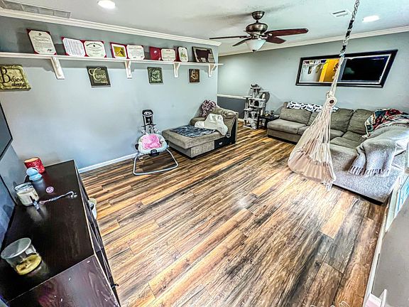 2nd image of 3989 Woodsong Dr
