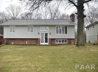 128 Tanglewood Ln, East Peoria, IL