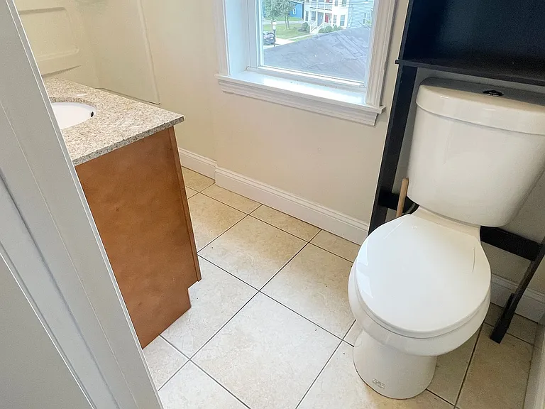 136 Central St — Photo 15