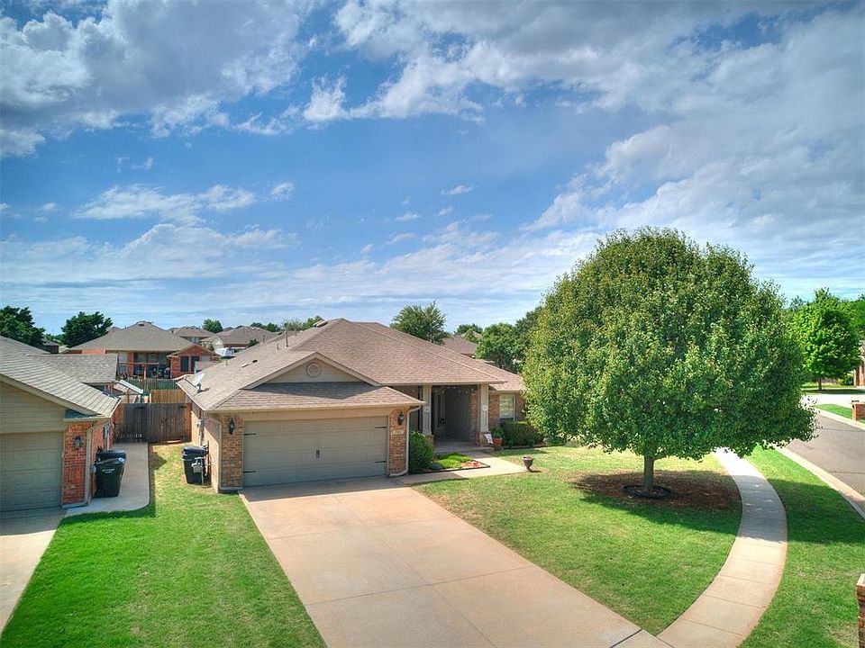 1st image of 701 Hedgewood Dr