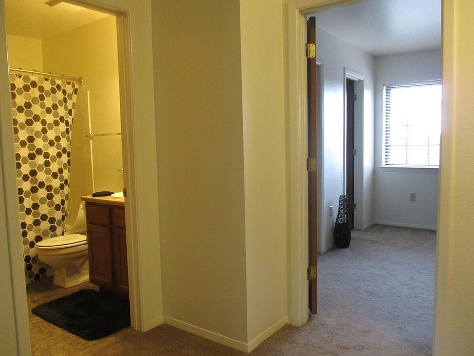 1st image of 4221 Lew Wallace Dr