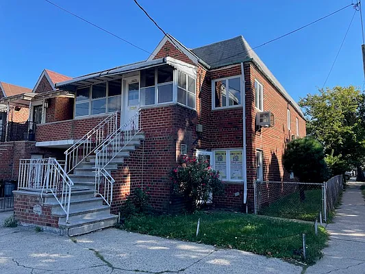 Sold by Berkshire Hathaway HomeServices Fillmore Real Estate | media 25