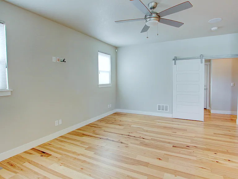 2208 Saison St — Photo 9