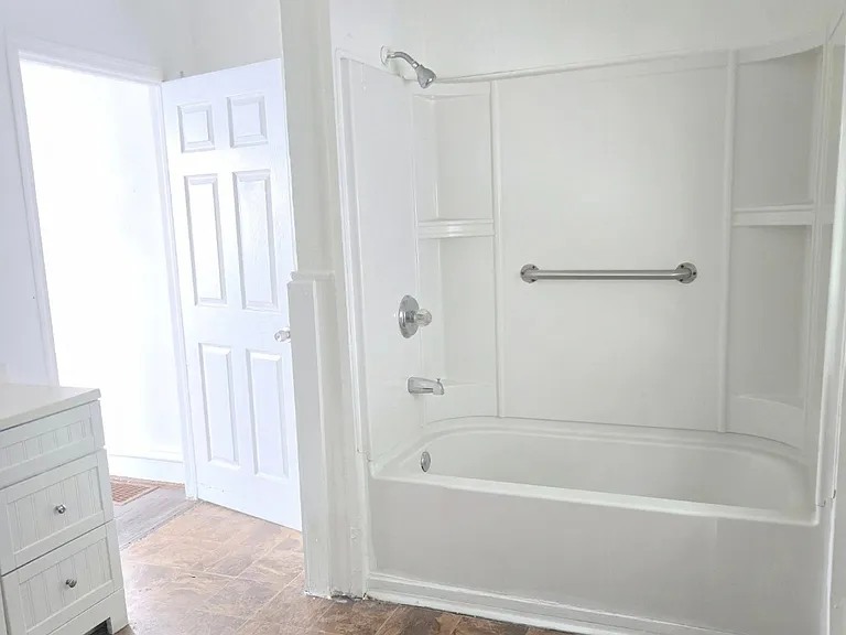 1445 Milburn Ave — Photo 14